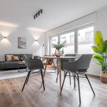 Modern & Minimal - Design-apartment In Stadtmitte *