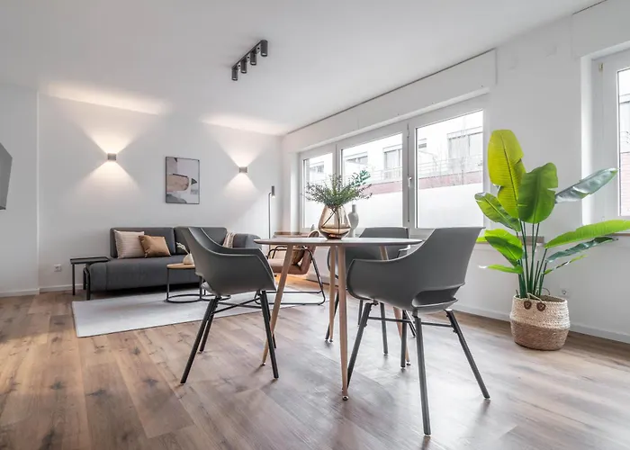 Modern & Minimal - Design-apartment In Stadtmitte *